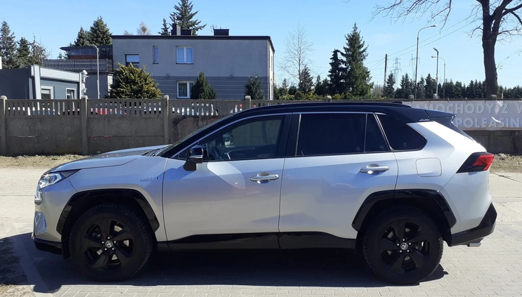 Toyota RAV4 cena 149800 przebieg: 74000, rok produkcji 2020 z Sierpc małe 497
